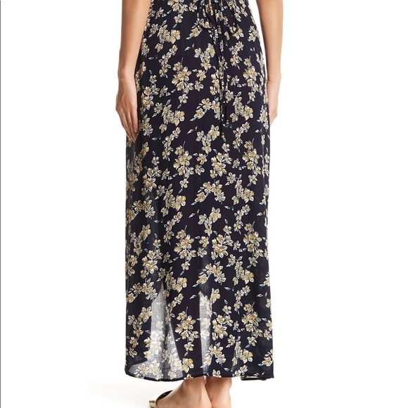 Angie Split Sleeve Wrap Maxi Dress NWT - Picture 6 of 6